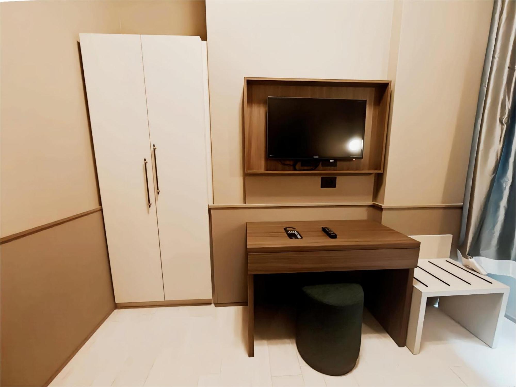 The B Place Рим Екстер'єр фото